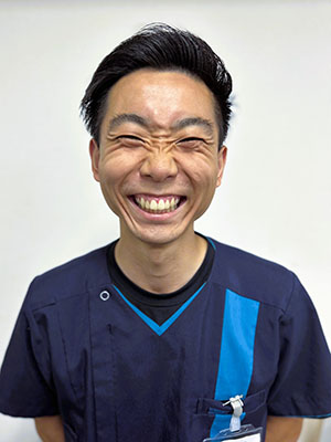 坂賀 俊介の顔写真